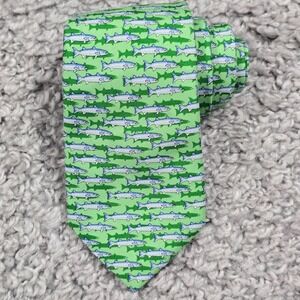 Vineyard Vines Fish Print Silk Tie Green Barracuda Nautical Coastal‎ Resort